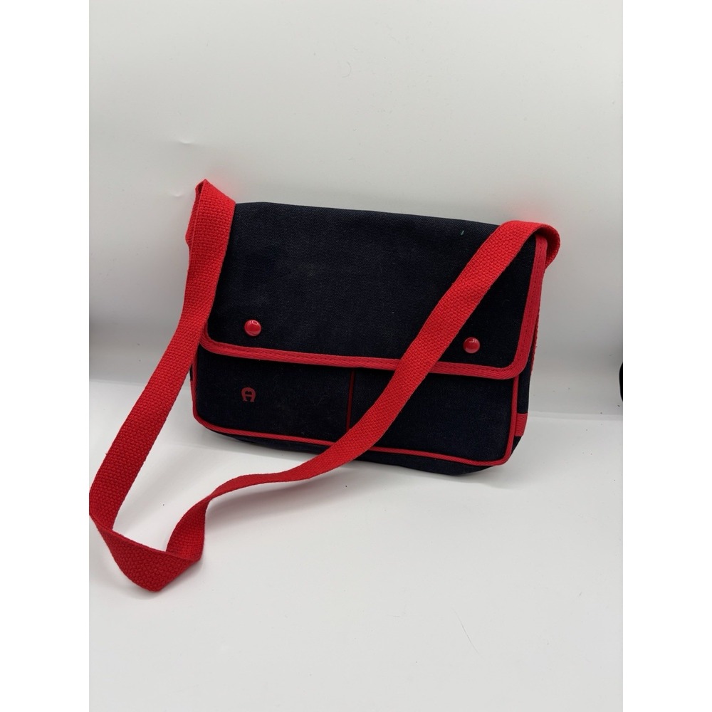 Etienne Aigner 70s Canvas‎ Shoulder Bag in Navy Blue and Red Nautical Vintage
